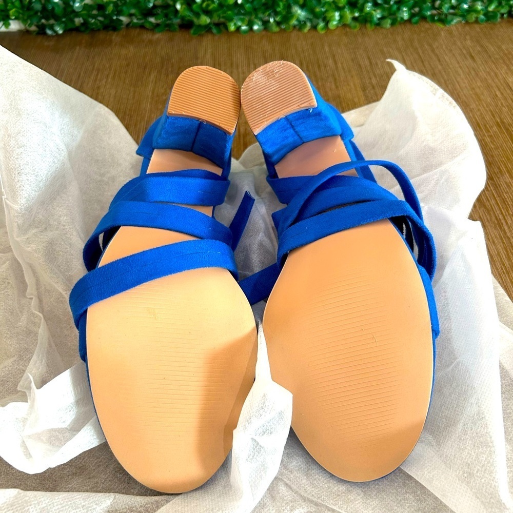 Bold Blue Lace-Up Block Heel Sandals Women’s 9 – Suede Strappy Party Shoes NEW - Picture 12 of 15